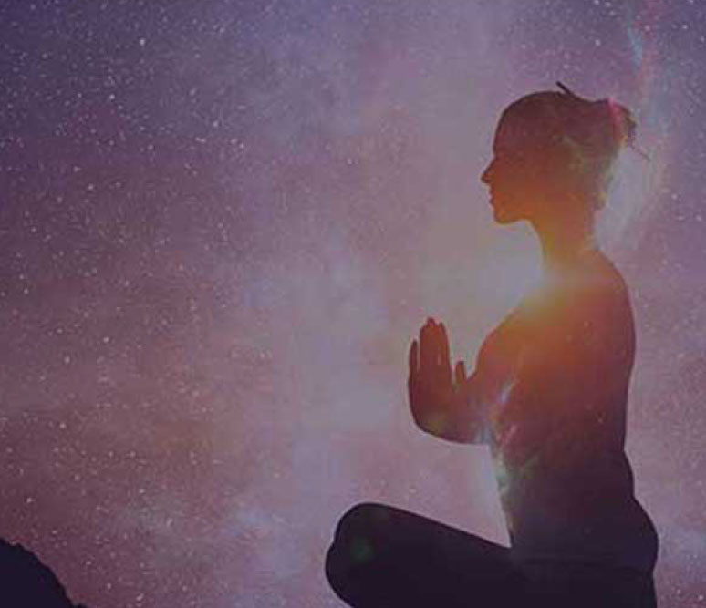 the-journey+masterclass woman meditating